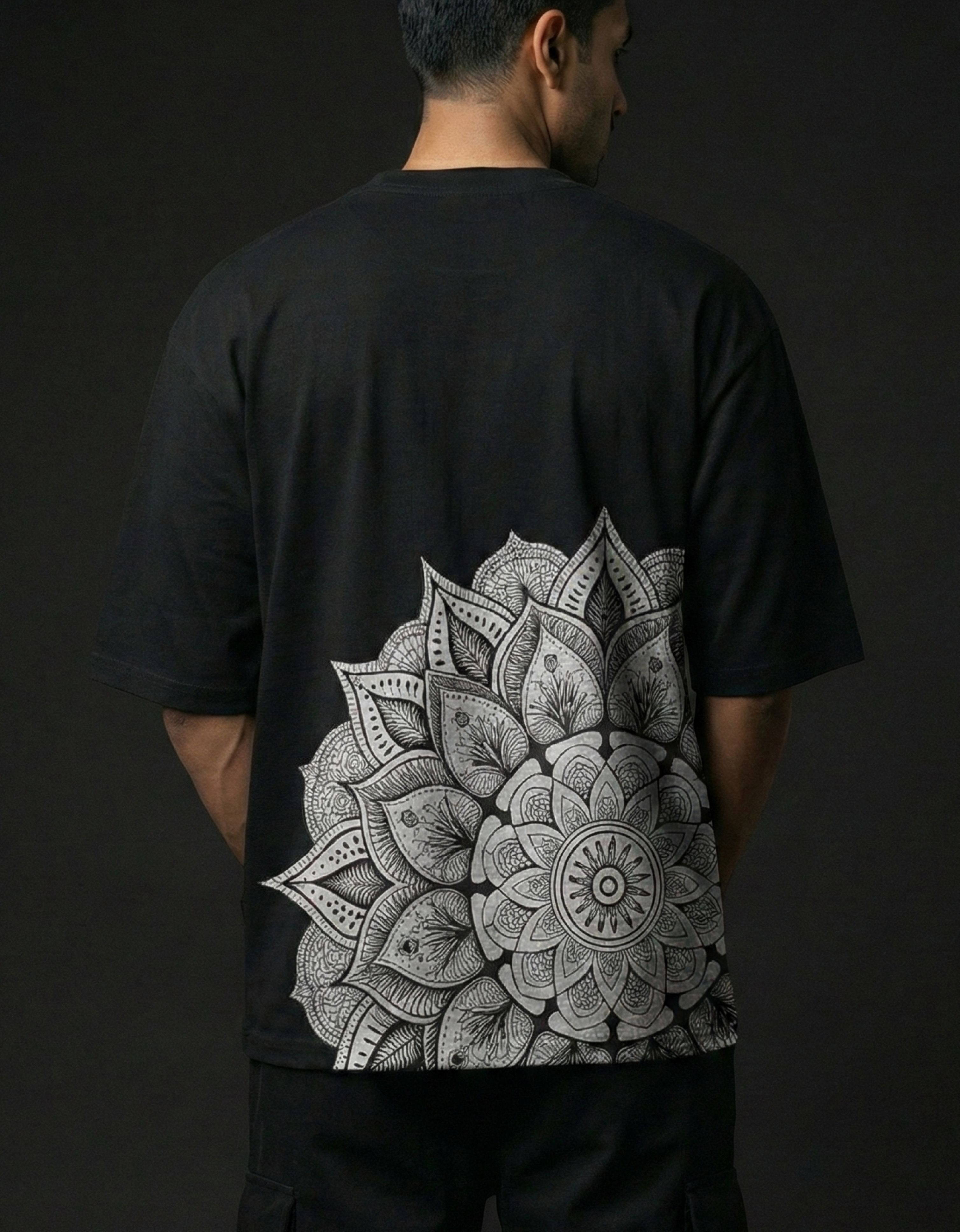 Art Eternal - Oversized T-Shirt - Black